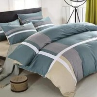 four-piece bedding set